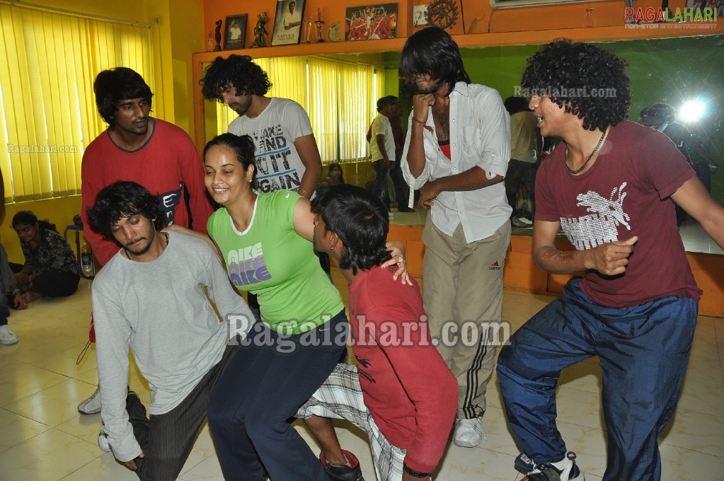 Suja's Dance Rehearsal for Epicurus Hospitality Awards 2011