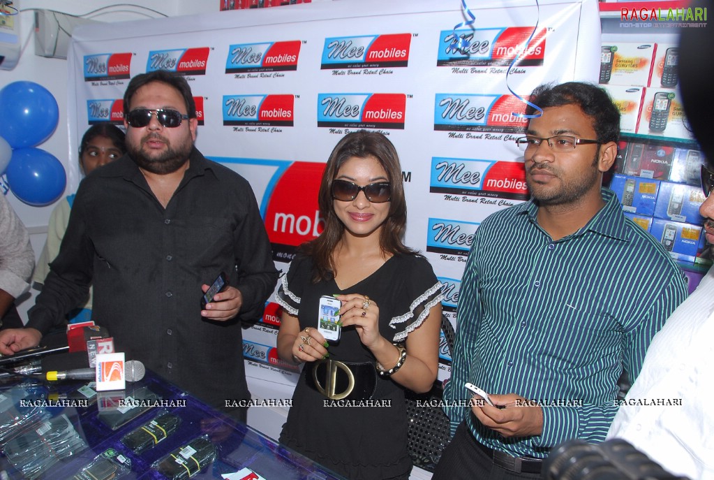 Mee Mobiles Launch