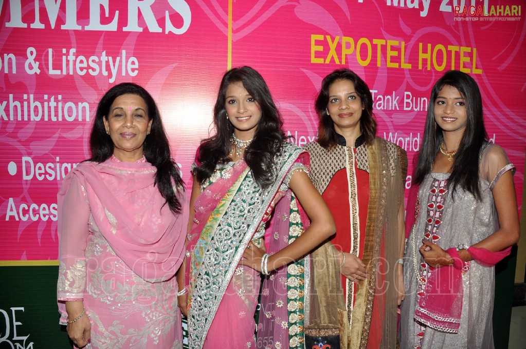 Shimmers Press Meet