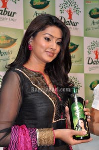 Sneha Launches Dabur Aamla Hair Oil