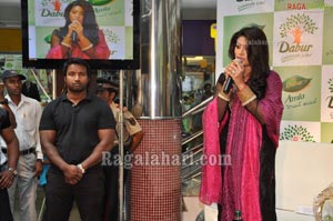 Sneha Launches Dabur Aamla Hair Oil