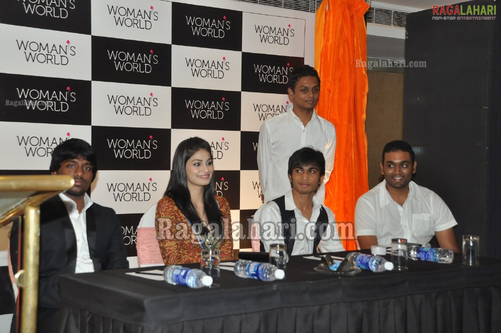 Puja Gupta launches Woman's World Logo