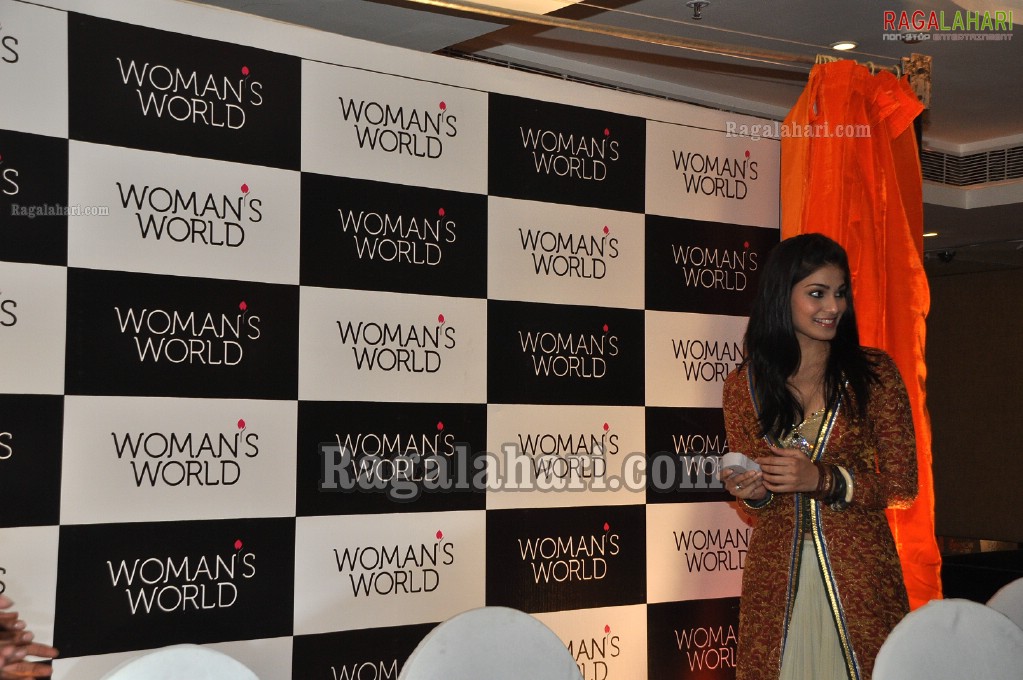 Puja Gupta launches Woman's World Logo