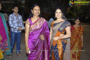 Chitralekha Launches Vastra Varanam Exhibition cum Sale at Satya Sai Nigamagamam