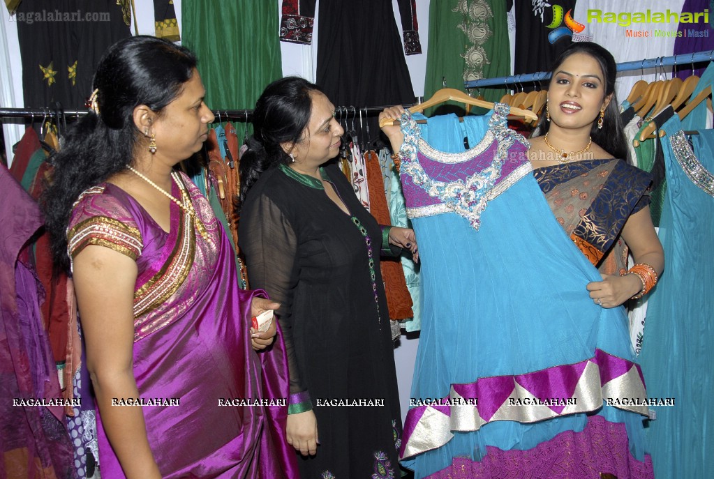 Vastra Varnam Fashion Spectrum Exhibition