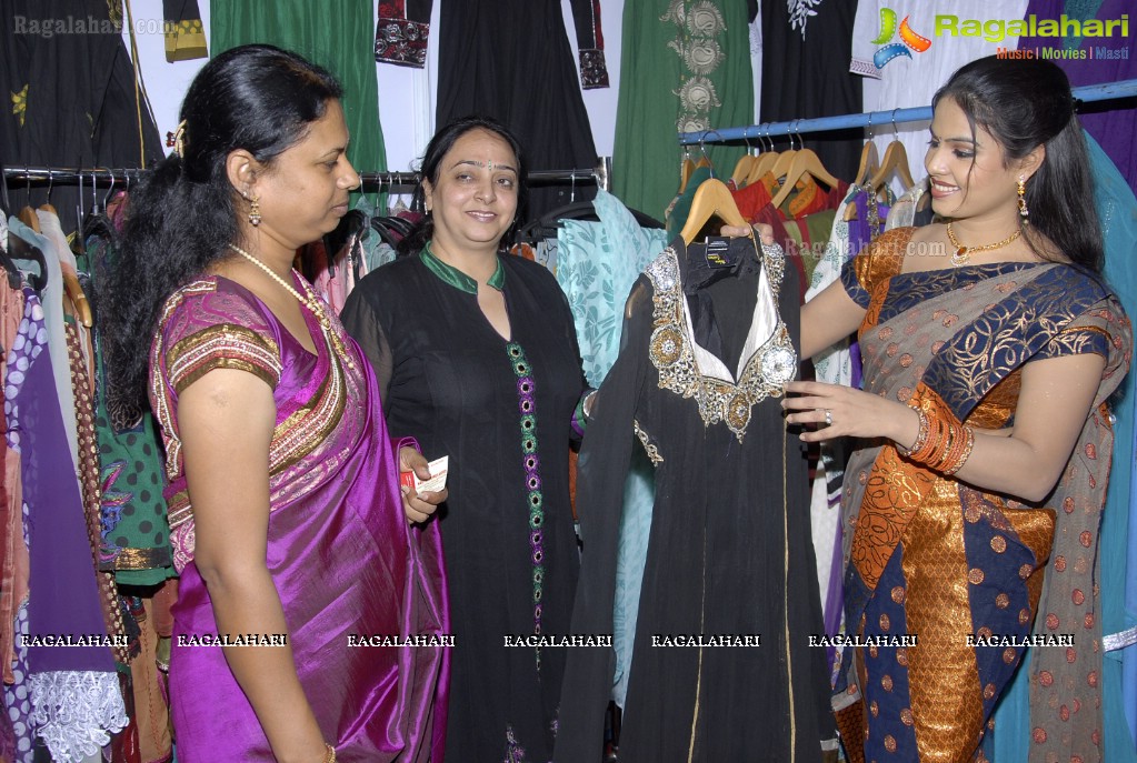 Vastra Varnam Fashion Spectrum Exhibition