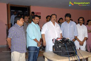 Dasari Narayana Rao Watches Gabbar Singh