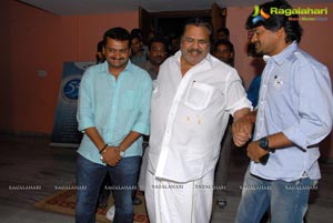 Dasari Narayana Rao Watches Gabbar Singh