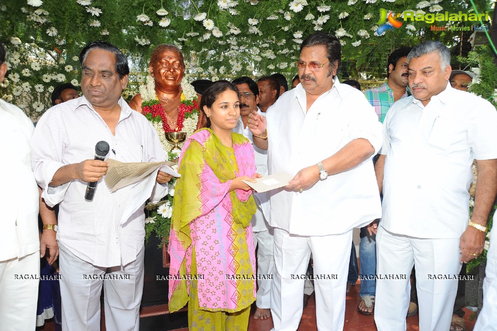 Dasari Padma Statue Inaguration