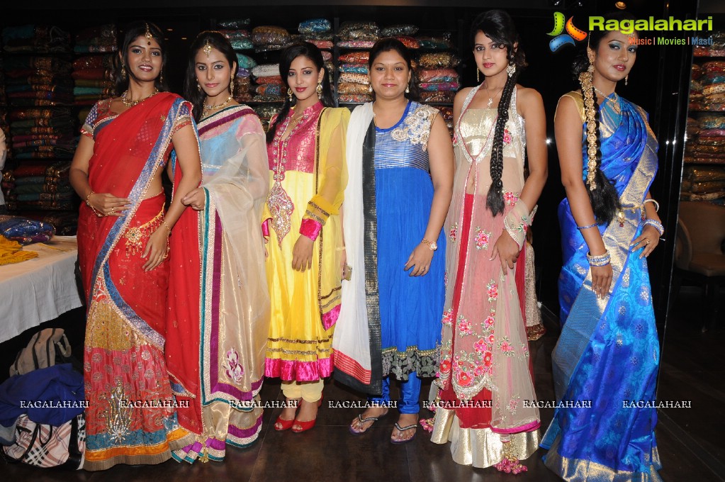 Kalanikethan 2012 Summer Collections Launch