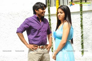 Mangam Srinivas-Ee Rozullo Fame Reshma's Untitled Film Muhurat