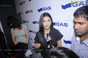 Shruthi Haasan Launches Gas Outlet