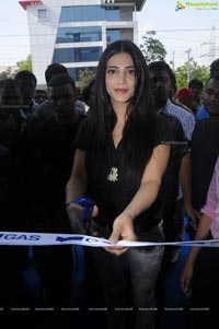 Shruthi Haasan Launches Gas Outlet