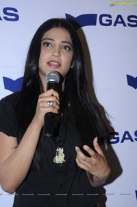 Shruthi Haasan Launches Gas Outlet