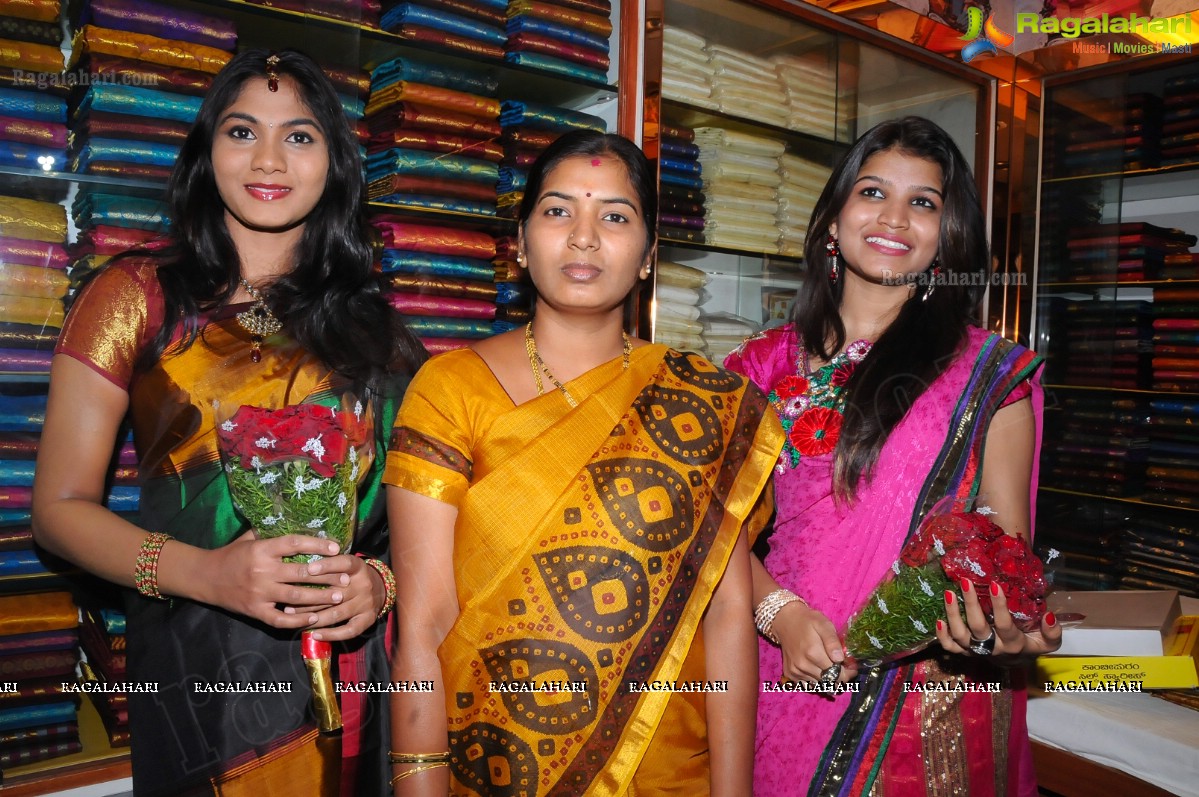 Shwetha Saree Mandir 1st Anniversary Celebrations