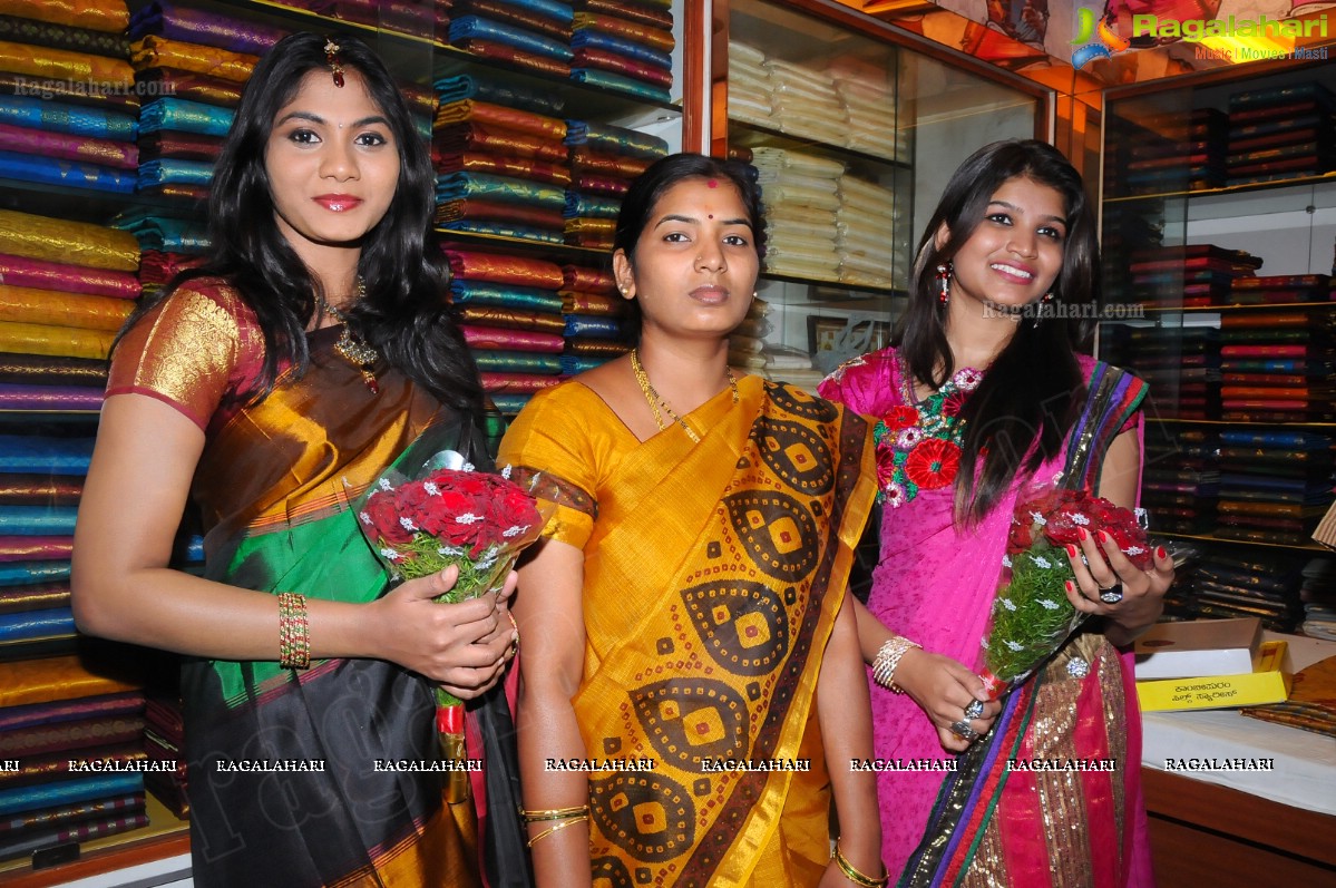 Shwetha Saree Mandir 1st Anniversary Celebrations