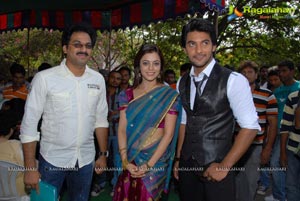 Aadi, Nisha Agarwal's Sukumarudu Muhurat