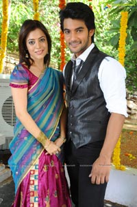 Aadi, Nisha Agarwal's Sukumarudu Muhurat