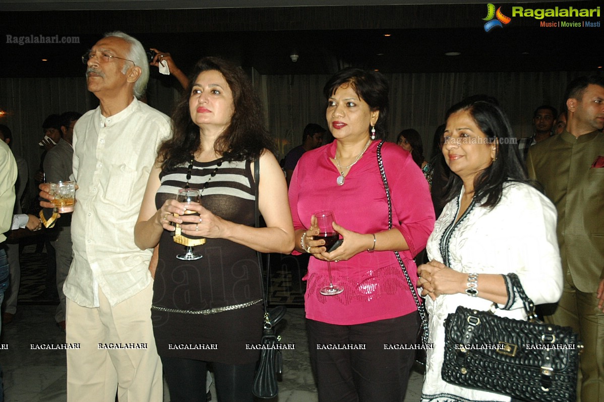 Tease Lounge Bar Launch at Taj Vivanta