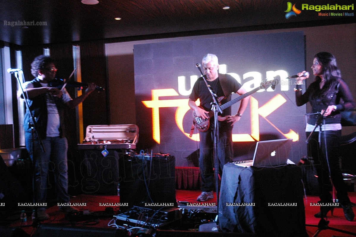 Tease Lounge Bar Launch at Taj Vivanta