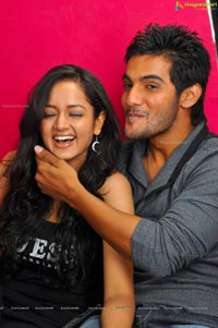 Aadi, Shanvi