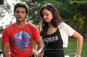 Aadi, Shanvi