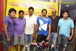 1000 Abadhalu Team at Radio Mirchi