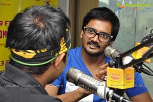 1000 Abadhalu Team at Radio Mirchi