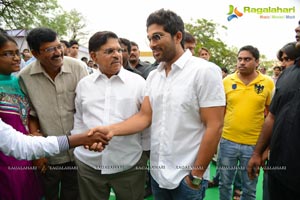 Kottha Janta Muhurat Photo Coverage