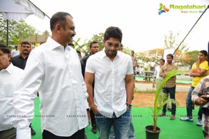 Kottha Janta Muhurat Photo Coverage