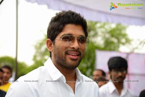 Kottha Janta Muhurat Photo Coverage