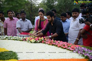 May 28, 2013: Nandamuri Family at NTR Ghat