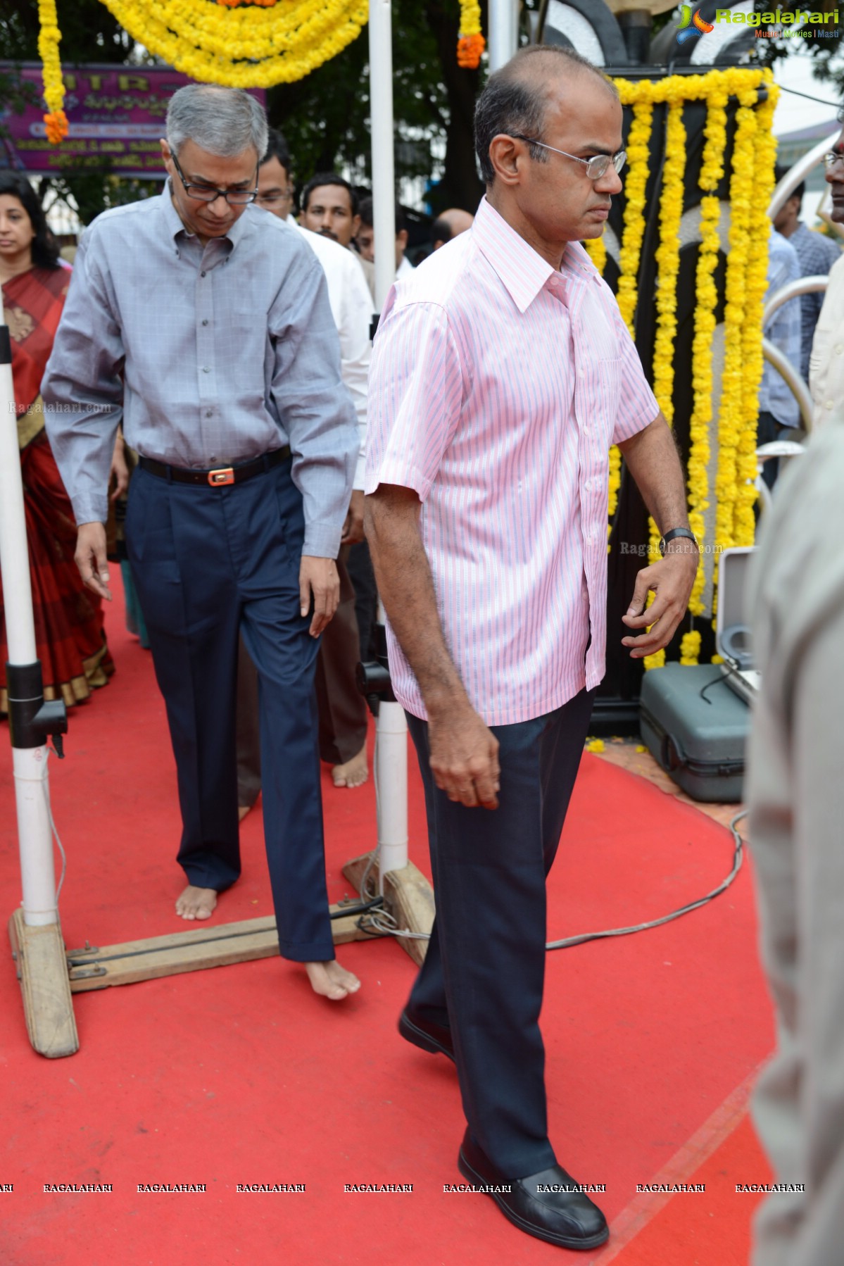 May 28, 2013: Nandamuri Family at NTR Ghat