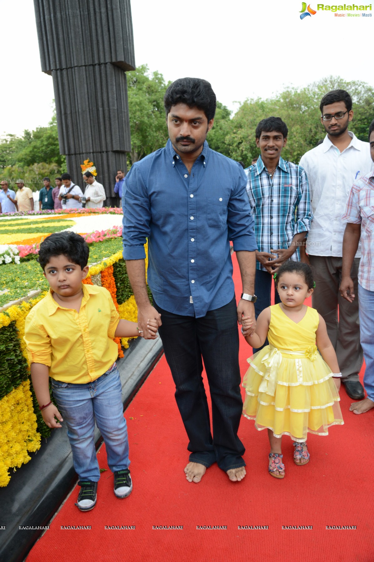 May 28, 2013: Nandamuri Family at NTR Ghat