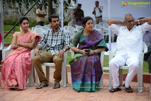 May 28, 2013: Nandamuri Family at NTR Ghat