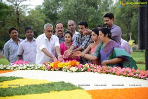 May 28, 2013: Nandamuri Family at NTR Ghat