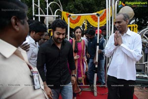 May 28, 2013: Nandamuri Family at NTR Ghat