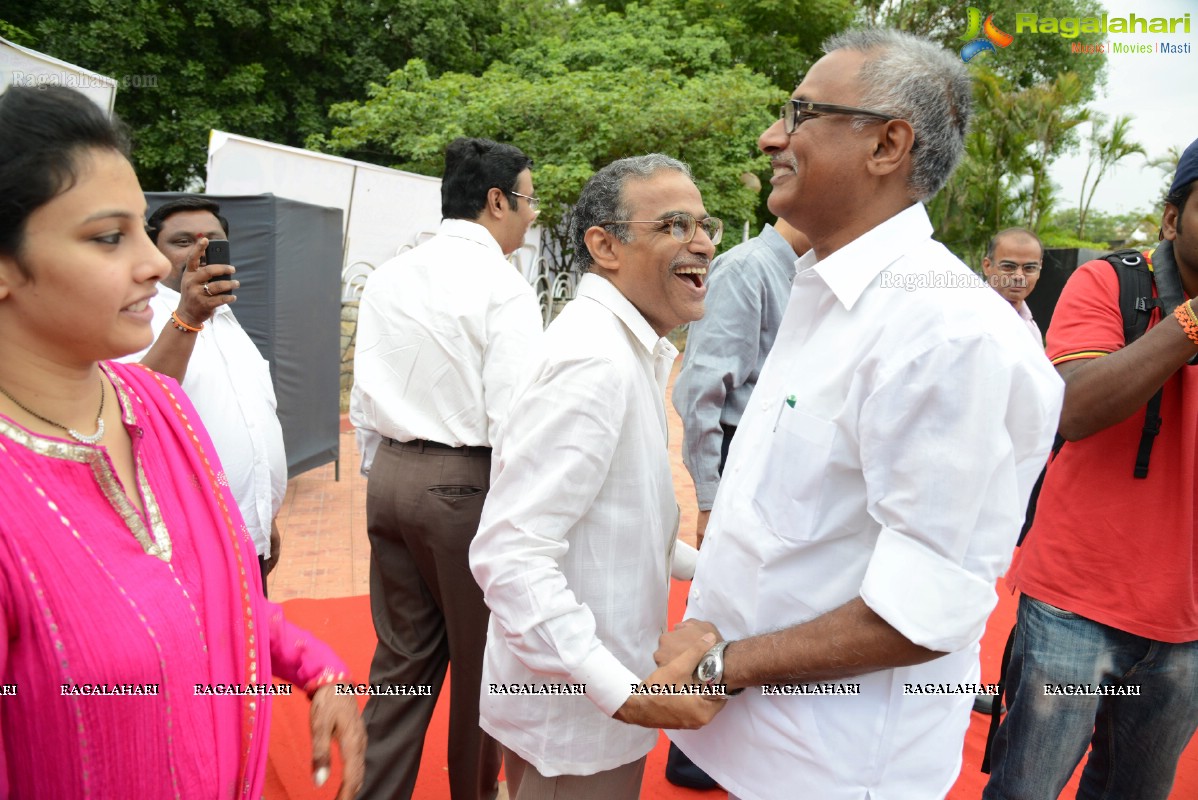 May 28, 2013: Nandamuri Family at NTR Ghat