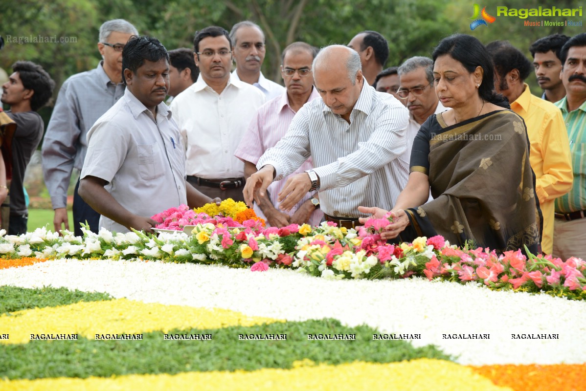 May 28, 2013: Nandamuri Family at NTR Ghat