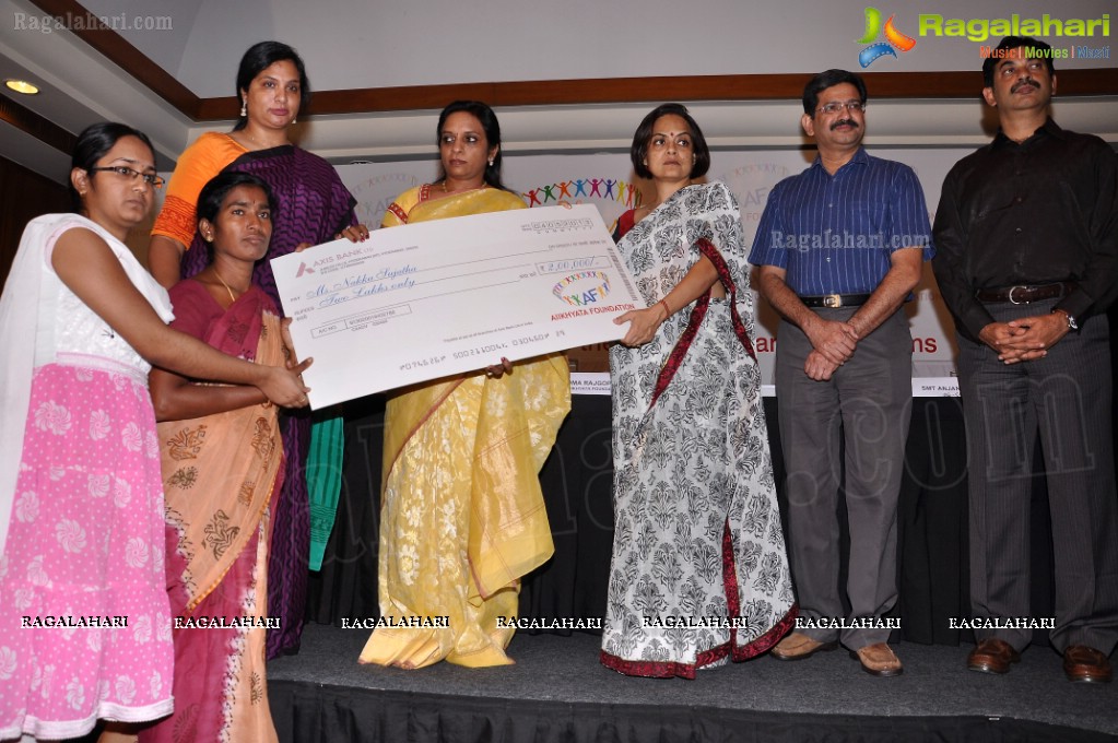 Launch of Aiikhyata Foundation and handing over relief to the Dilsuknagar Blast Victims