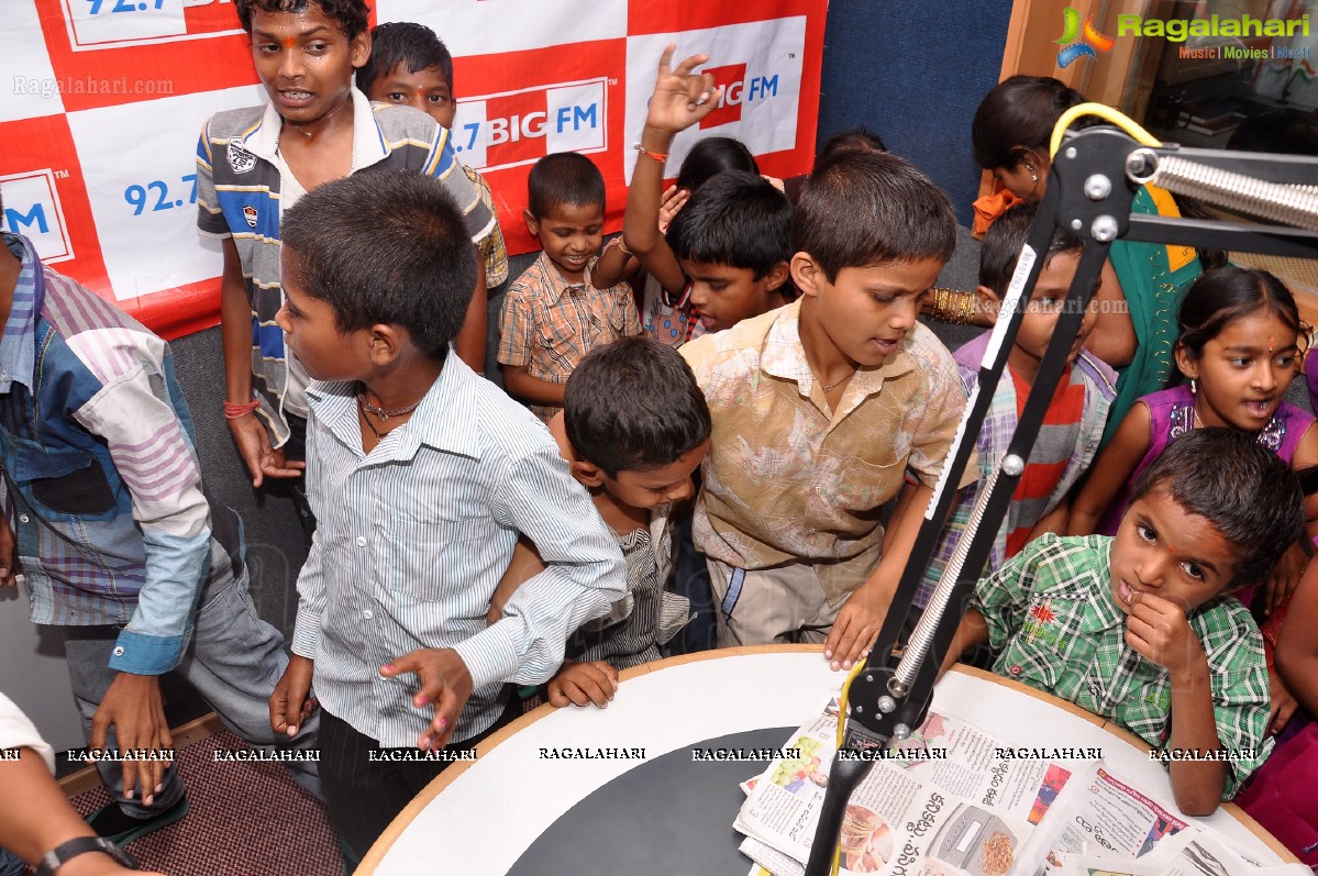 92.7 Big FM Hyderabad Celebrates 2013 Mother's Day