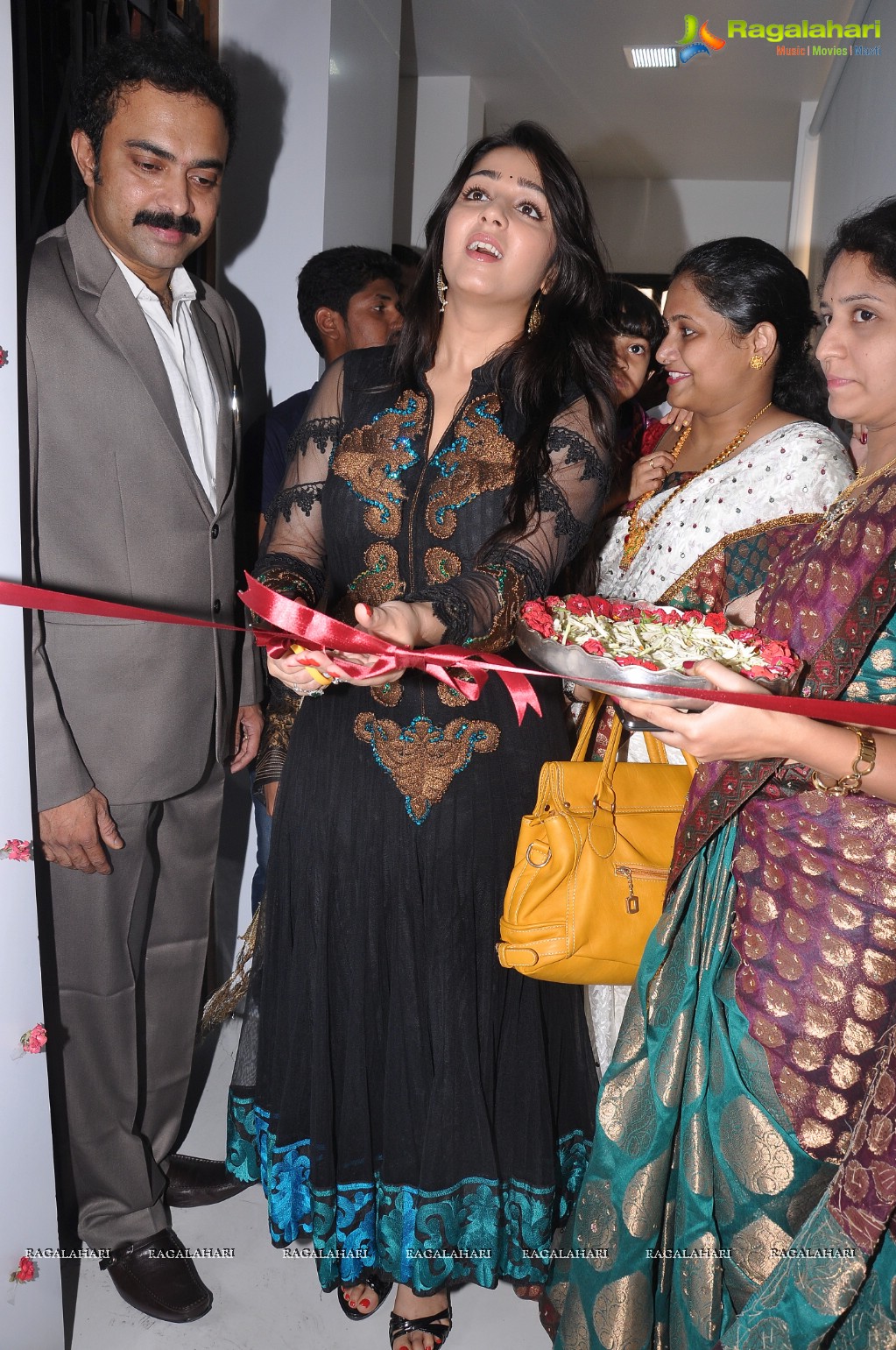 Charmi inaugurates Sriroop Cosmetology Centre, Hyderabad