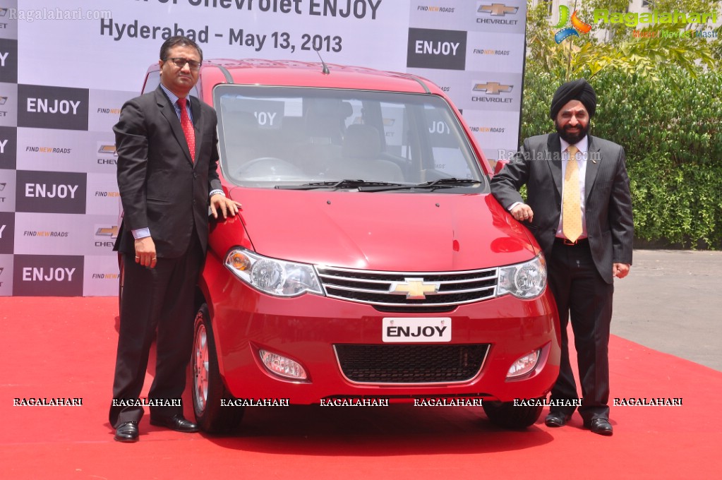 GM India Launches Chevrolet Enjoy Premium MPV in Hyderabad