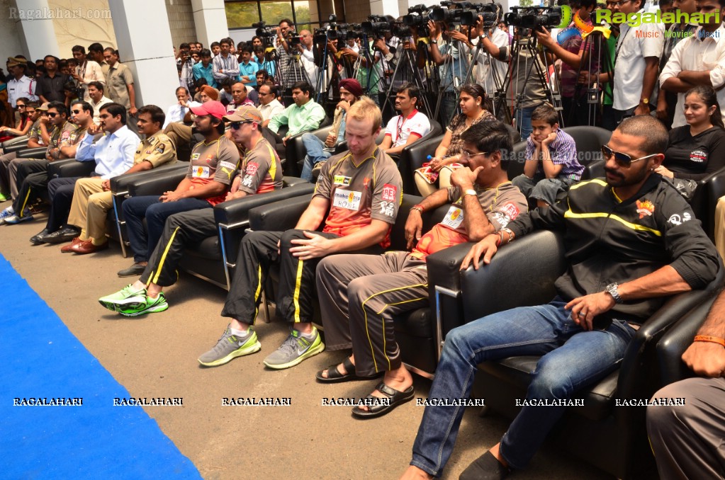 Road Safety & Accident Prevention Campaign launch by Apollo Hospitals and Hyderabad Traffic Police & GHMC