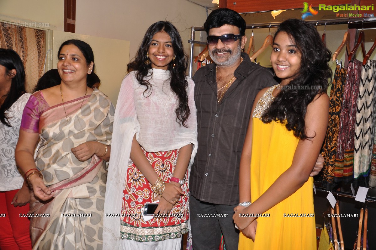 Rajasekhar-Jeevitha inaugurates Ishaanvi Fashion Lounge, Hyderabad