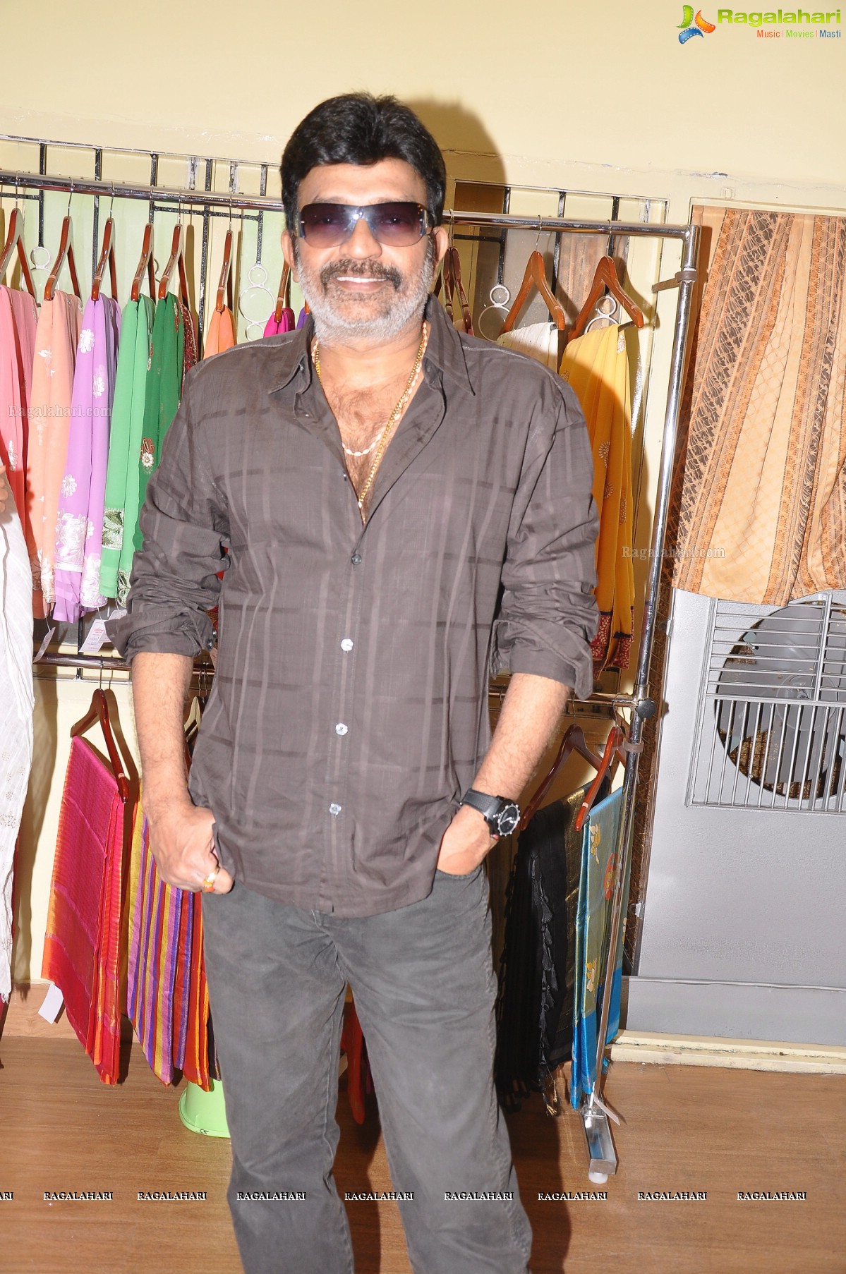 Rajasekhar-Jeevitha inaugurates Ishaanvi Fashion Lounge, Hyderabad