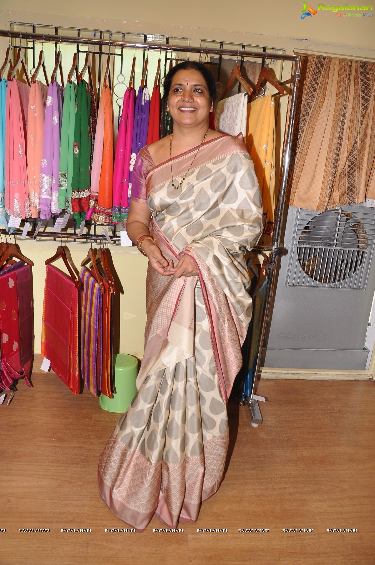 Rajasekhar-Jeevitha inaugurates Ishaanvi Fashion Lounge, Hyderabad