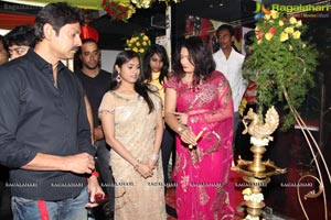 Jagapathi Babu launches Thugs of Grill