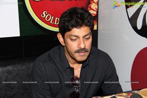 Jagapathi Babu launches Thugs of Grill