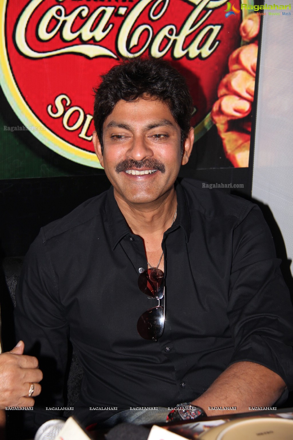 Jagapathi Babu launches Thugs of Grill